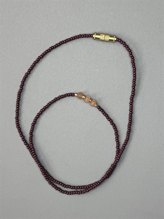 Annavii NURI Perlekæde med sten Brown